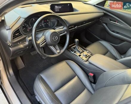 Бежевый Мазда CX-30, объемом двигателя 2 л и пробегом 46 тыс. км за 25500 $, фото 11 на Automoto.ua