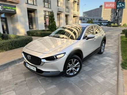 Бежевый Мазда CX-30, объемом двигателя 2 л и пробегом 46 тыс. км за 25500 $, фото 1 на Automoto.ua