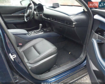 Черный Мазда CX-30, объемом двигателя 2.5 л и пробегом 96 тыс. км за 5700 $, фото 8 на Automoto.ua