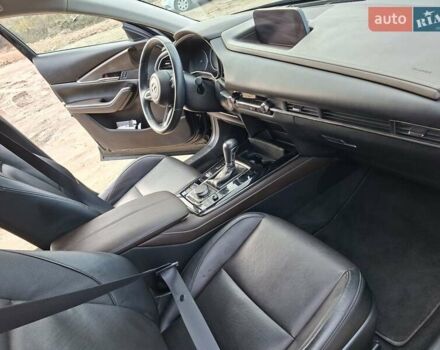 Черный Мазда CX-30, объемом двигателя 2 л и пробегом 56 тыс. км за 19500 $, фото 8 на Automoto.ua