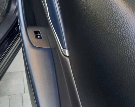 Черный Мазда CX-30, объемом двигателя 2.49 л и пробегом 118 тыс. км за 17200 $, фото 16 на Automoto.ua