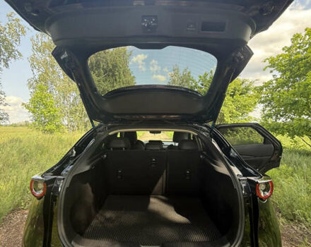 Черный Мазда CX-30, объемом двигателя 2.49 л и пробегом 36 тыс. км за 22900 $, фото 13 на Automoto.ua