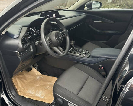 Черный Мазда CX-30, объемом двигателя 2.5 л и пробегом 46 тыс. км за 17500 $, фото 8 на Automoto.ua