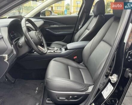 Черный Мазда CX-30, объемом двигателя 2.5 л и пробегом 47 тыс. км за 19900 $, фото 18 на Automoto.ua