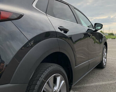 Черный Мазда CX-30, объемом двигателя 2.49 л и пробегом 98 тыс. км за 19500 $, фото 2 на Automoto.ua