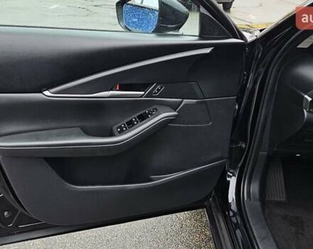 Чорний Мазда CX-30, об'ємом двигуна 2.5 л та пробігом 83 тис. км за 21000 $, фото 14 на Automoto.ua