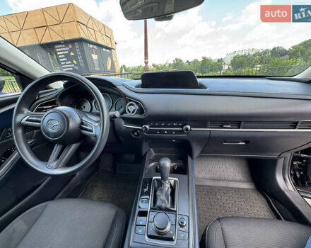 Черный Мазда CX-30, объемом двигателя 2.49 л и пробегом 30 тыс. км за 20500 $, фото 22 на Automoto.ua