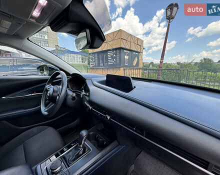 Черный Мазда CX-30, объемом двигателя 2.49 л и пробегом 30 тыс. км за 20500 $, фото 20 на Automoto.ua