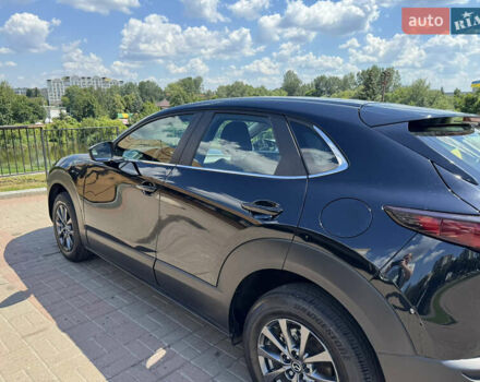 Черный Мазда CX-30, объемом двигателя 2.49 л и пробегом 30 тыс. км за 20500 $, фото 4 на Automoto.ua