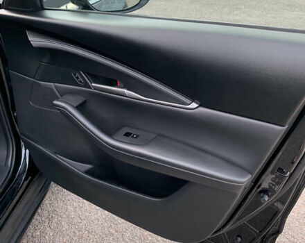 Черный Мазда CX-30, объемом двигателя 2.49 л и пробегом 98 тыс. км за 19500 $, фото 19 на Automoto.ua