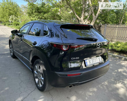 Черный Мазда CX-30, объемом двигателя 2 л и пробегом 37 тыс. км за 24900 $, фото 3 на Automoto.ua