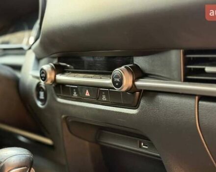 Черный Мазда CX-30, объемом двигателя 2.49 л и пробегом 101 тыс. км за 17500 $, фото 11 на Automoto.ua