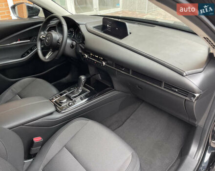 Черный Мазда CX-30, объемом двигателя 2 л и пробегом 73 тыс. км за 23400 $, фото 30 на Automoto.ua
