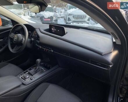 Чорний Мазда CX-30, об'ємом двигуна 2.5 л та пробігом 78 тис. км за 16800 $, фото 8 на Automoto.ua