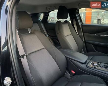 Чорний Мазда CX-30, об'ємом двигуна 2.5 л та пробігом 78 тис. км за 16800 $, фото 25 на Automoto.ua