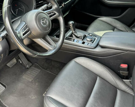 Черный Мазда CX-30, объемом двигателя 2.49 л и пробегом 105 тыс. км за 19999 $, фото 16 на Automoto.ua