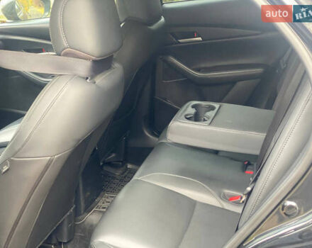 Черный Мазда CX-30, объемом двигателя 2.5 л и пробегом 100 тыс. км за 17500 $, фото 5 на Automoto.ua