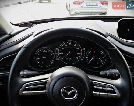Черный Мазда CX-30, объемом двигателя 2.5 л и пробегом 17 тыс. км за 19700 $, фото 8 на Automoto.ua