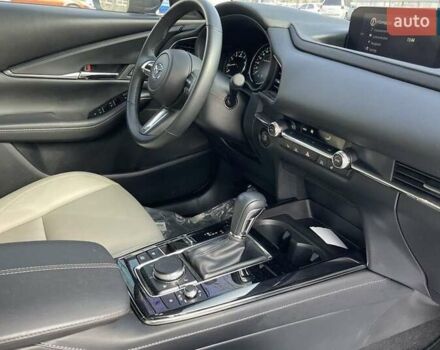 Чорний Мазда CX-30, об'ємом двигуна 2.49 л та пробігом 11 тис. км за 24400 $, фото 6 на Automoto.ua