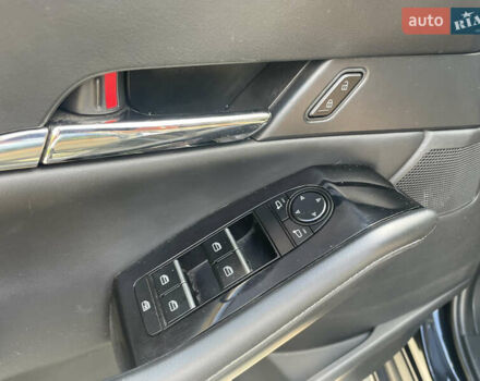 Черный Мазда CX-30, объемом двигателя 2.49 л и пробегом 60 тыс. км за 20800 $, фото 13 на Automoto.ua