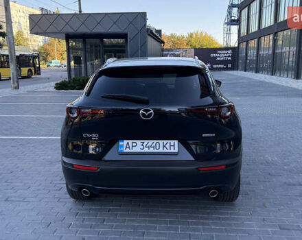 Черный Мазда CX-30, объемом двигателя 2.49 л и пробегом 11 тыс. км за 23500 $, фото 3 на Automoto.ua