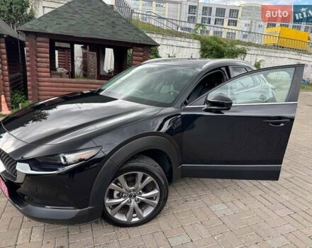 Черный Мазда CX-30, объемом двигателя 2.5 л и пробегом 26 тыс. км за 22000 $, фото 4 на Automoto.ua