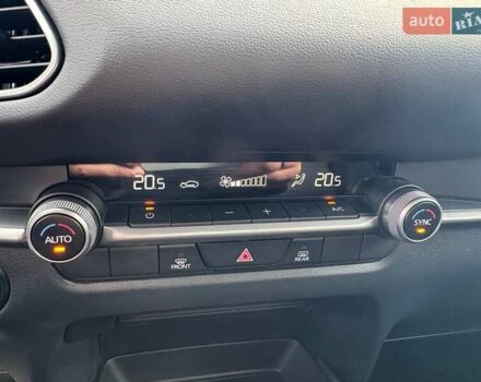 Черный Мазда CX-30, объемом двигателя 2.5 л и пробегом 26 тыс. км за 22000 $, фото 19 на Automoto.ua