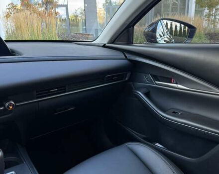 Черный Мазда CX-30, объемом двигателя 2.5 л и пробегом 18 тыс. км за 21500 $, фото 14 на Automoto.ua