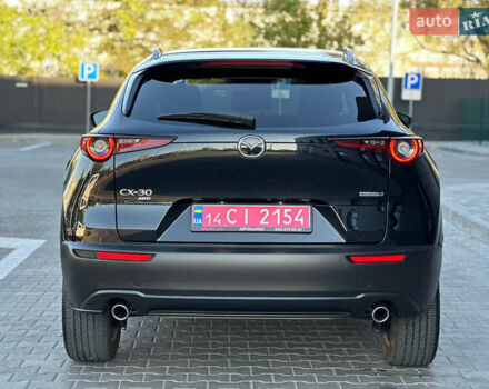 Черный Мазда CX-30, объемом двигателя 0 л и пробегом 29 тыс. км за 20999 $, фото 4 на Automoto.ua