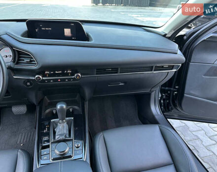 Черный Мазда CX-30, объемом двигателя 0 л и пробегом 29 тыс. км за 20999 $, фото 15 на Automoto.ua