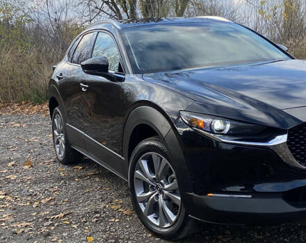 Черный Мазда CX-30, объемом двигателя 2.5 л и пробегом 2 тыс. км за 23550 $, фото 2 на Automoto.ua