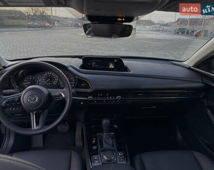 Черный Мазда CX-30, объемом двигателя 2.5 л и пробегом 8 тыс. км за 25000 $, фото 8 на Automoto.ua