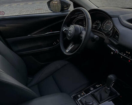 Черный Мазда CX-30, объемом двигателя 2.5 л и пробегом 8 тыс. км за 25000 $, фото 12 на Automoto.ua