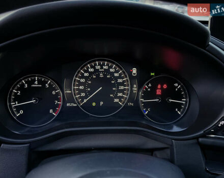 Черный Мазда CX-30, объемом двигателя 2.5 л и пробегом 8 тыс. км за 25000 $, фото 6 на Automoto.ua