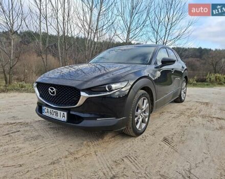 Черный Мазда CX-30, объемом двигателя 2 л и пробегом 56 тыс. км за 19500 $, фото 1 на Automoto.ua