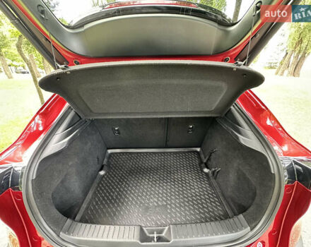 Мазда CX-30 2020 в Киеве на Automoto.ua Красный Мазда CX-30, объемом двигателя 2 л и пробегом 59 тыс. км за 24900 $, фото 33 на Automoto.ua