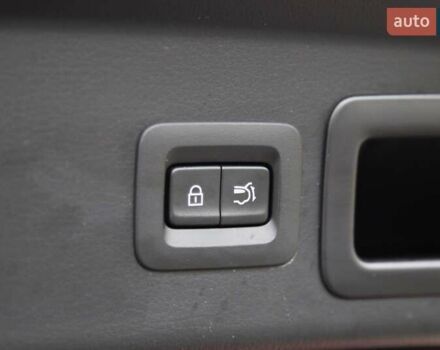 Червоний Мазда CX-30, об'ємом двигуна 2 л та пробігом 68 тис. км за 24000 $, фото 31 на Automoto.ua