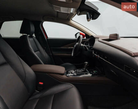 Червоний Мазда CX-30, об'ємом двигуна 2 л та пробігом 90 тис. км за 22295 $, фото 20 на Automoto.ua