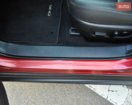 Мазда CX-30 2020 в Киеве на Automoto.ua Красный Мазда CX-30, объемом двигателя 2.49 л и пробегом 38 тыс. км за 19300 $, фото 64 на Automoto.ua