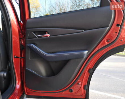Мазда CX-30 2020 в Киеве на Automoto.ua Красный Мазда CX-30, объемом двигателя 2.49 л и пробегом 38 тыс. км за 19300 $, фото 46 на Automoto.ua
