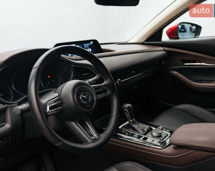 Червоний Мазда CX-30, об'ємом двигуна 2 л та пробігом 90 тис. км за 22295 $, фото 11 на Automoto.ua
