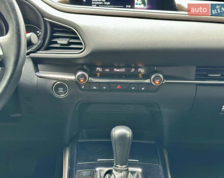 Мазда CX-30 2020 в Киеве на Automoto.ua Красный Мазда CX-30, объемом двигателя 2 л и пробегом 59 тыс. км за 24900 $, фото 30 на Automoto.ua