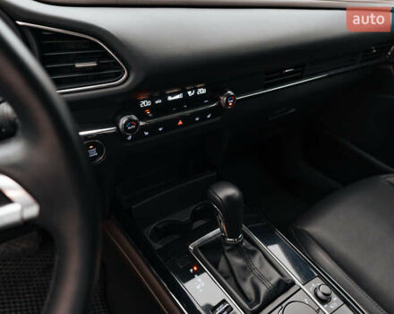 Червоний Мазда CX-30, об'ємом двигуна 2 л та пробігом 90 тис. км за 22295 $, фото 13 на Automoto.ua