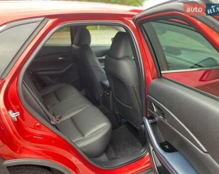 Красный Мазда CX-30, объемом двигателя 2.49 л и пробегом 38 тыс. км за 18950 $, фото 1 на Automoto.ua