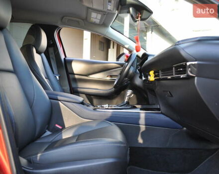 Мазда CX-30 2020 в Киеве на Automoto.ua Красный Мазда CX-30, объемом двигателя 2.49 л и пробегом 38 тыс. км за 19300 $, фото 49 на Automoto.ua