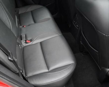 Красный Мазда CX-30, объемом двигателя 2.49 л и пробегом 64 тыс. км за 19800 $, фото 4 на Automoto.ua