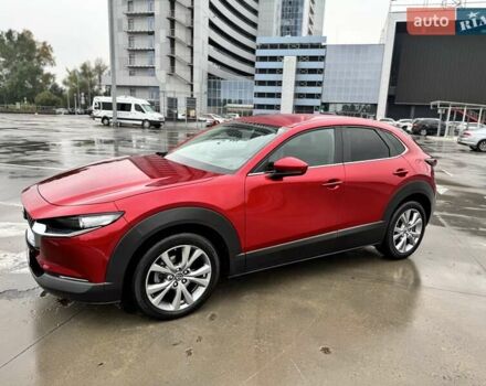 Красный Мазда CX-30, объемом двигателя 2 л и пробегом 61 тыс. км за 24800 $, фото 3 на Automoto.ua