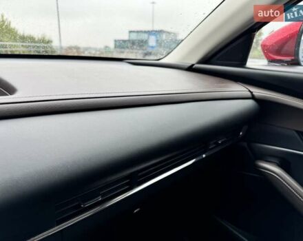 Красный Мазда CX-30, объемом двигателя 2 л и пробегом 61 тыс. км за 24800 $, фото 45 на Automoto.ua