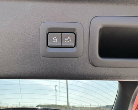 Красный Мазда CX-30, объемом двигателя 2.5 л и пробегом 27 тыс. км за 23900 $, фото 41 на Automoto.ua