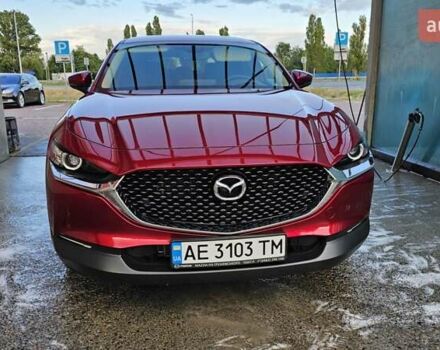 Красный Мазда CX-30, объемом двигателя 2 л и пробегом 7 тыс. км за 28500 $, фото 2 на Automoto.ua